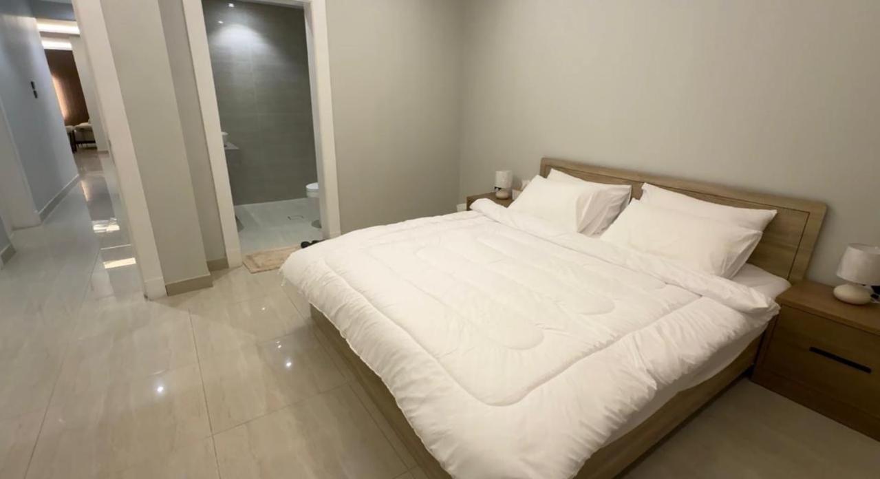 - 12 - Lavner Al Moteab Apartment Riyadh
